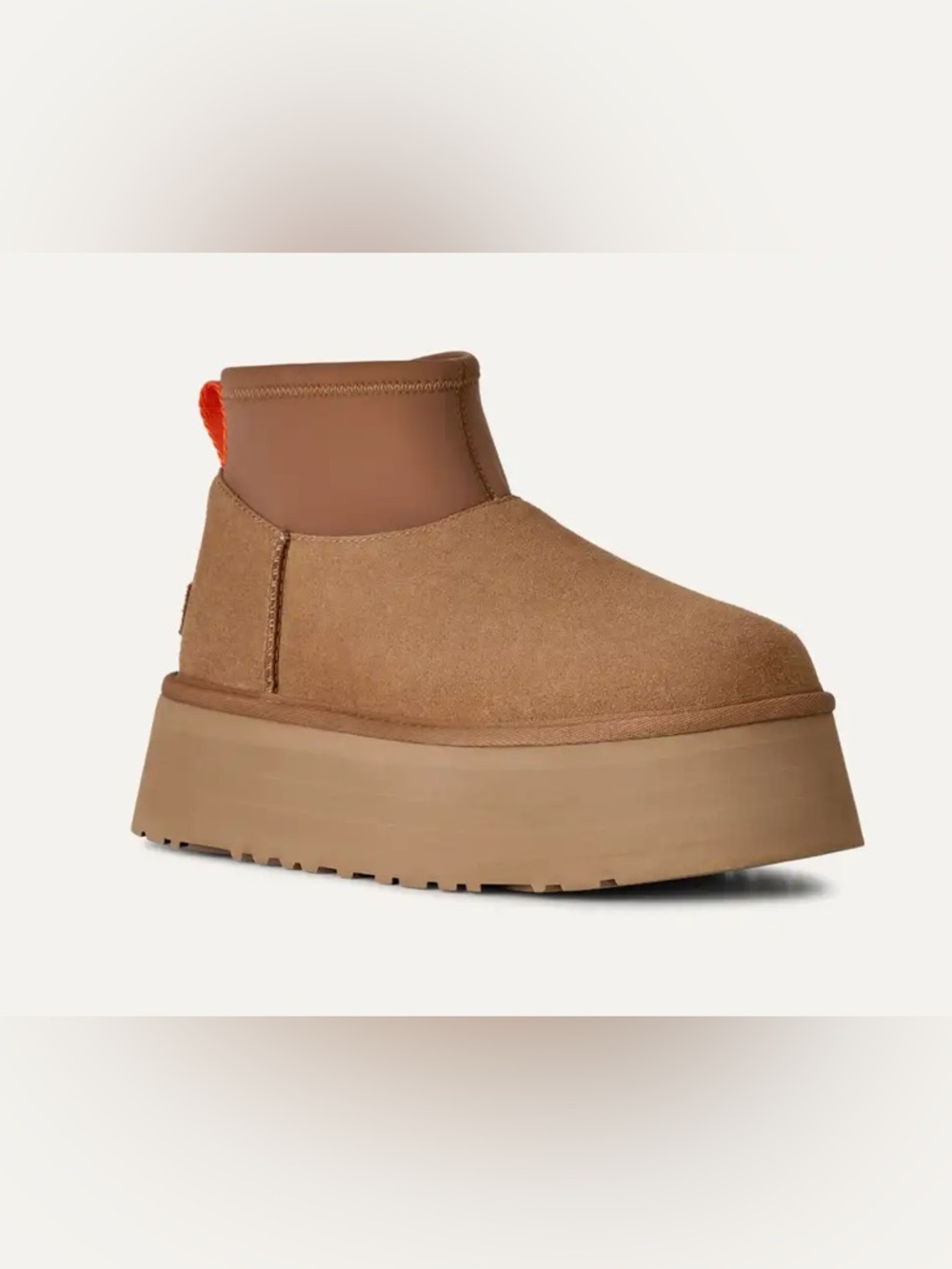 UGG Classic Mini Dipper Orange Tab in Chestnut